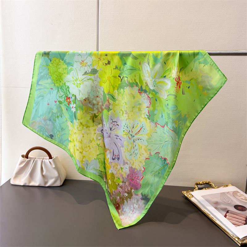 Foulard Quadrato in Seta 70x70 - Waist Trainer Women recensione e prezzo